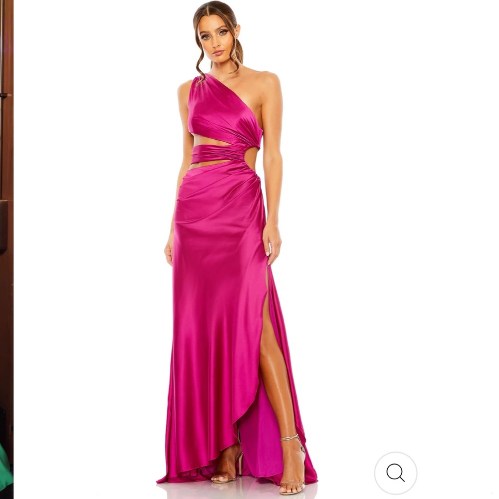 MAC DUGGAL CUT OUT ONE SHOULDER SATIN GOWN
